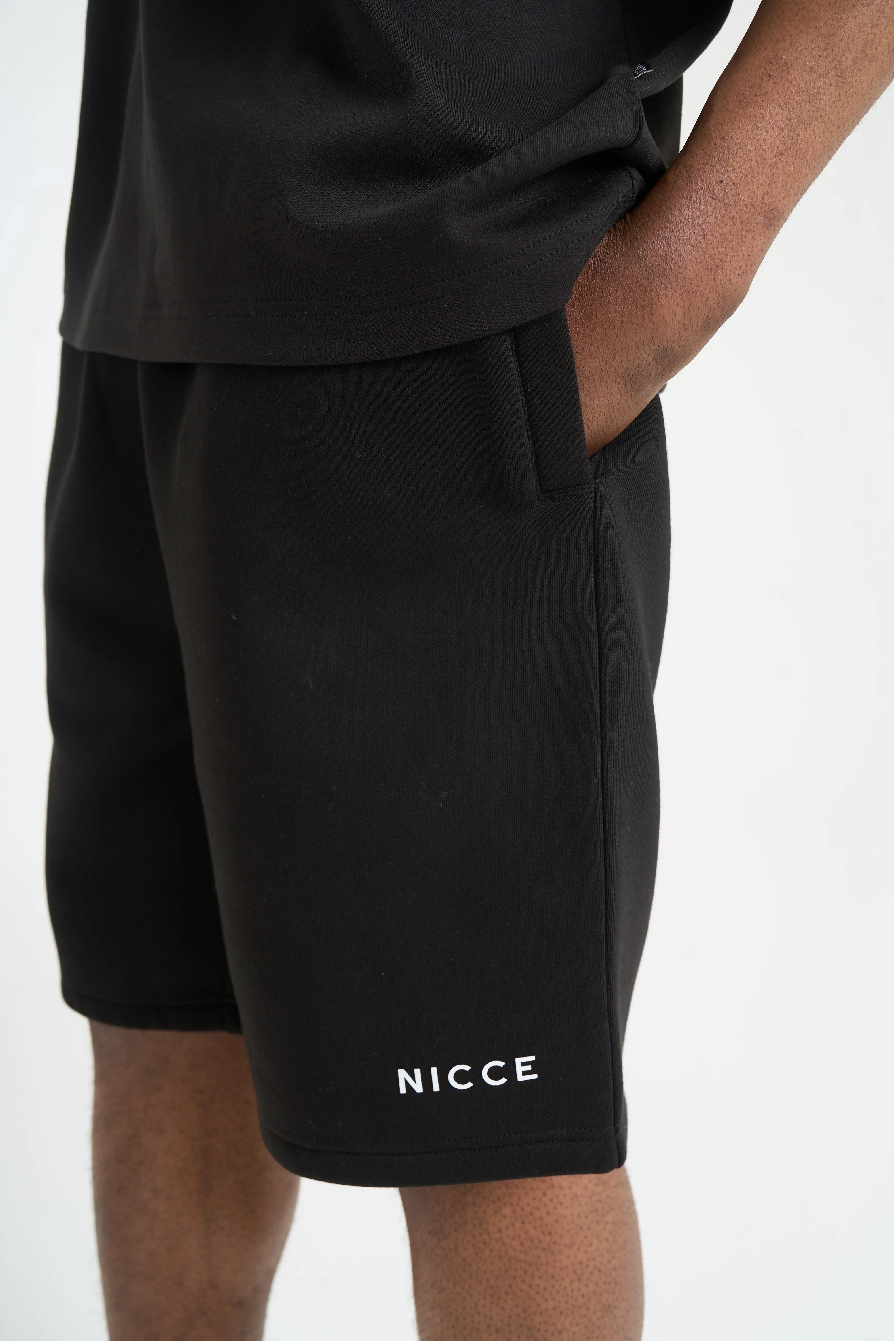 NICCE Mens Hontell Hoodie & Avensi Shorts Set | Black - Image 4