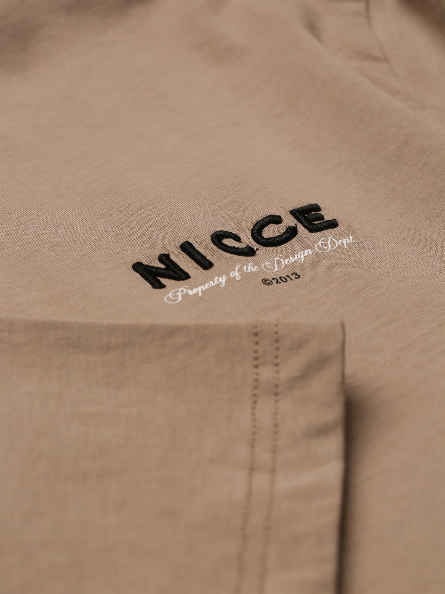 NICCE Mens Meridian T-Shirt | Taupe Zeal - Image 10