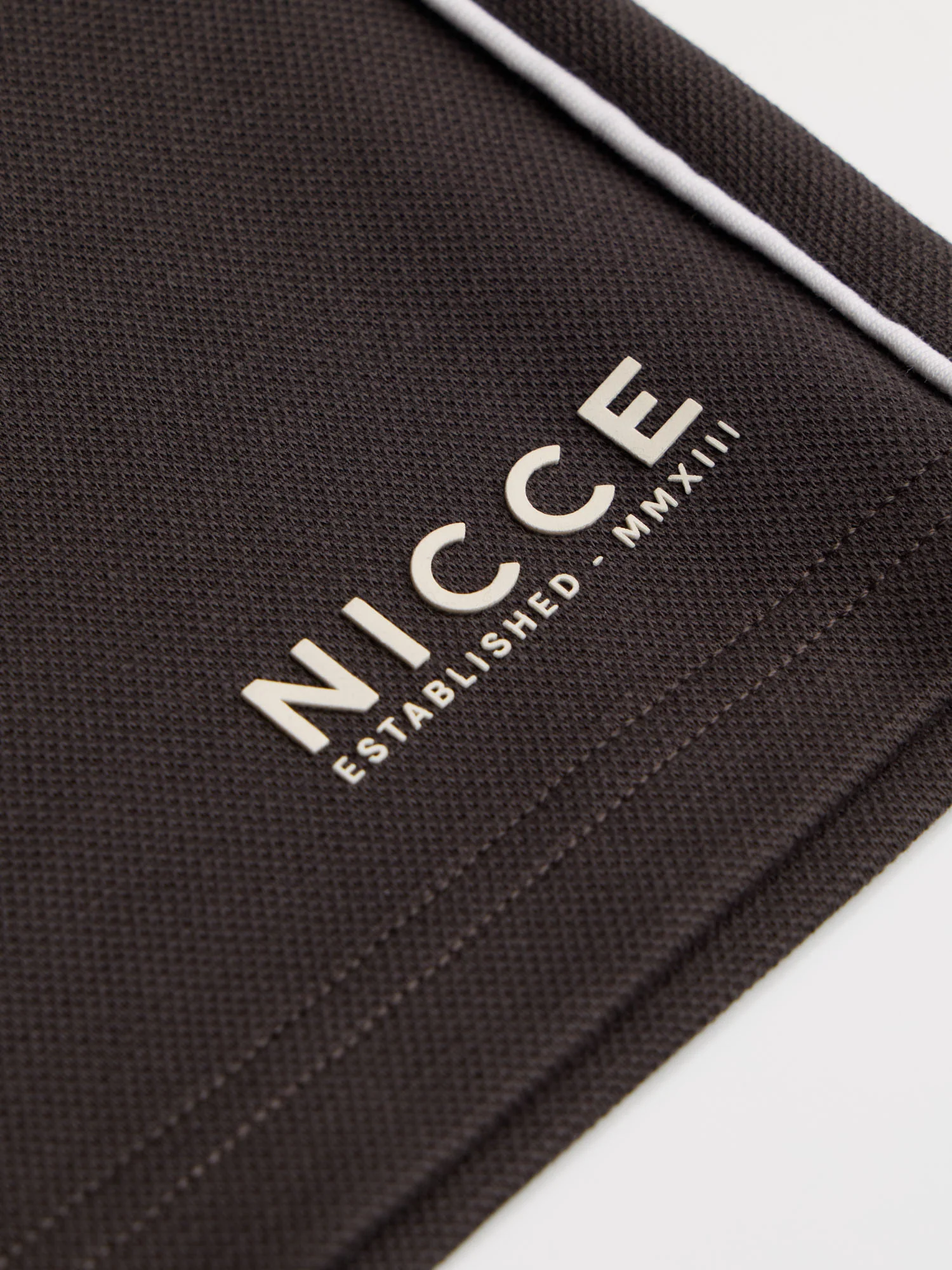 NICCE Mens Piper Shorts | Coal - Image 6