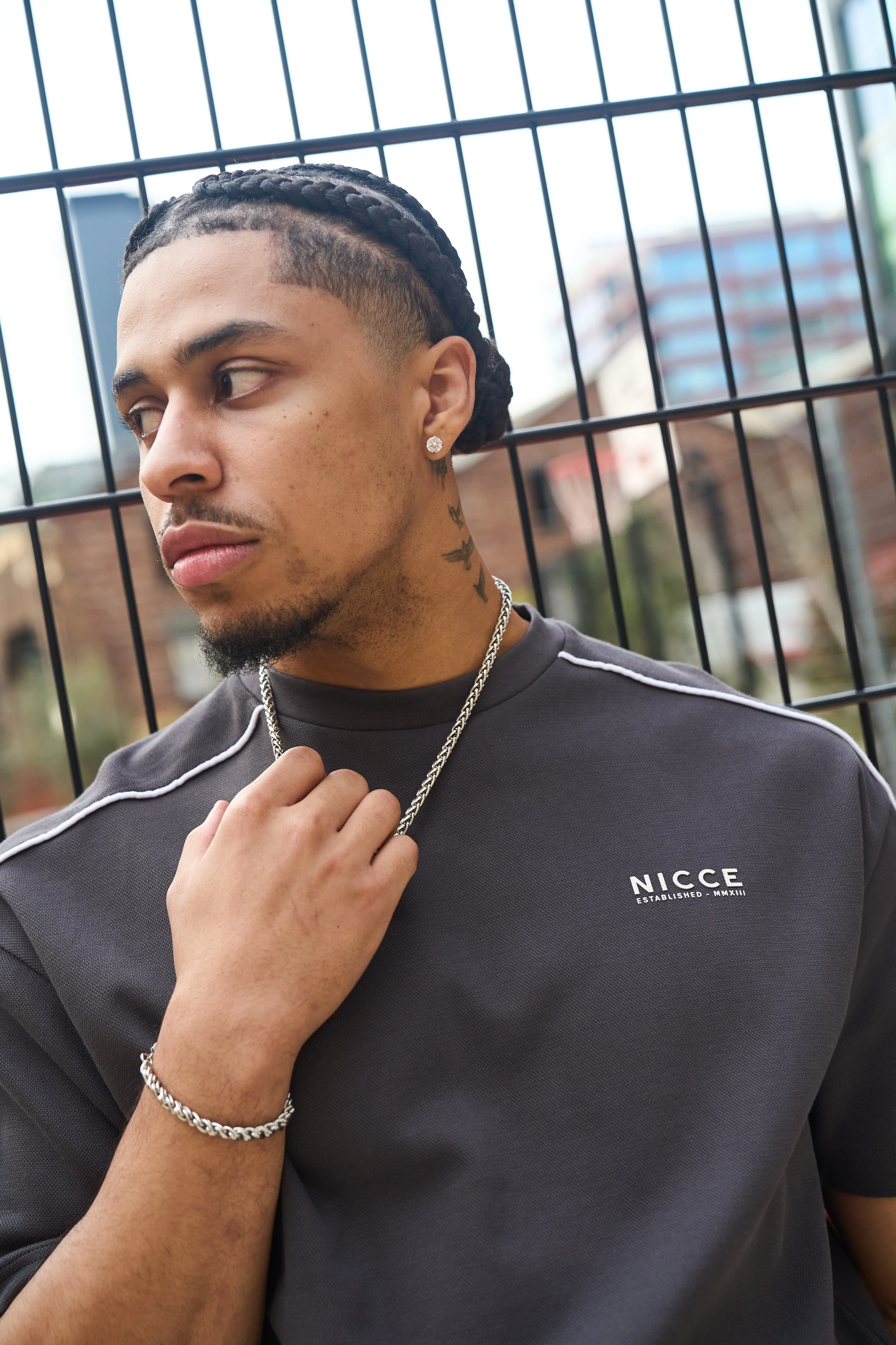 NICCE Mens Piper T-Shirt | Coal