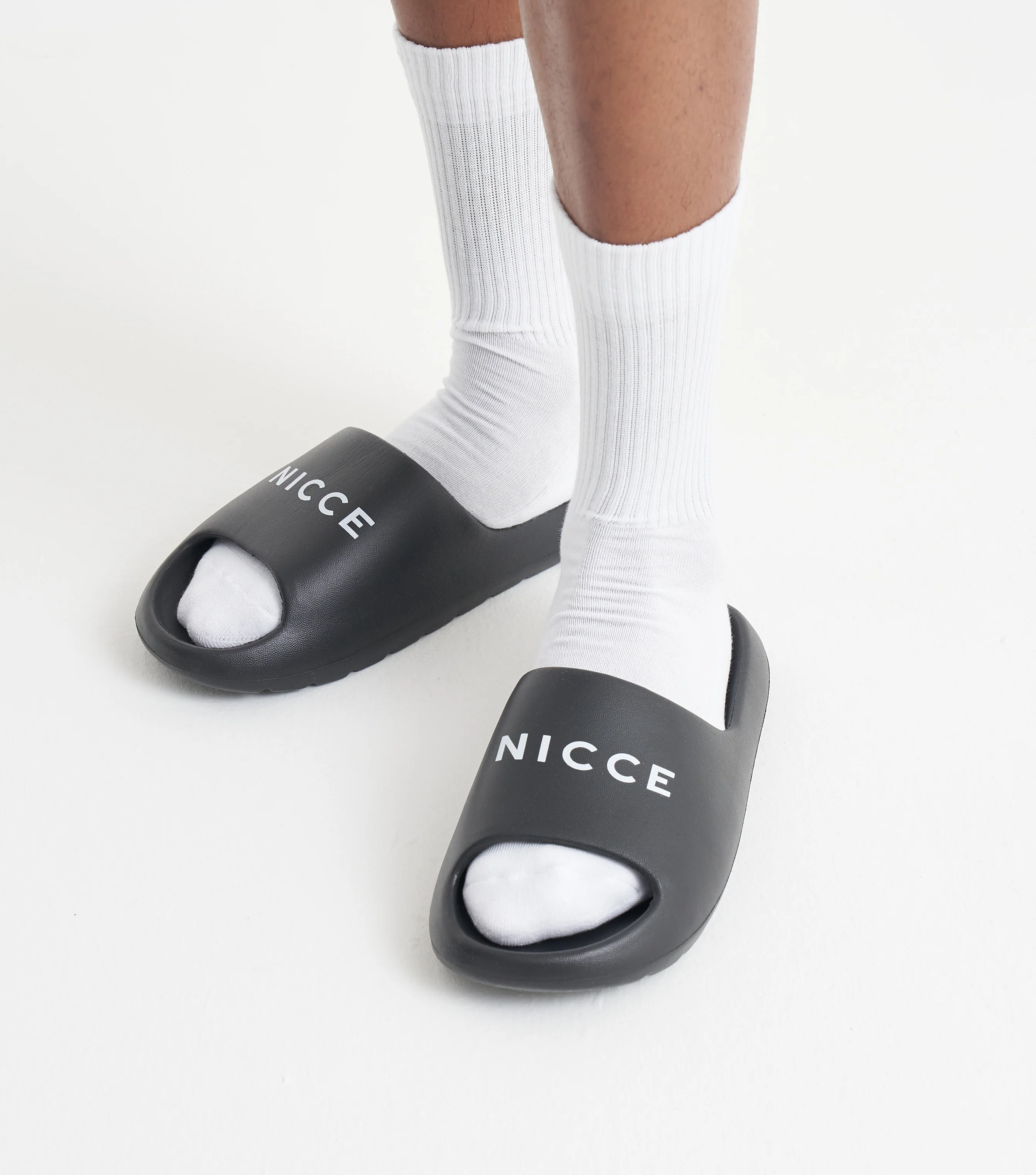NICCE Mens Rephia Sliders | Black - Image 3