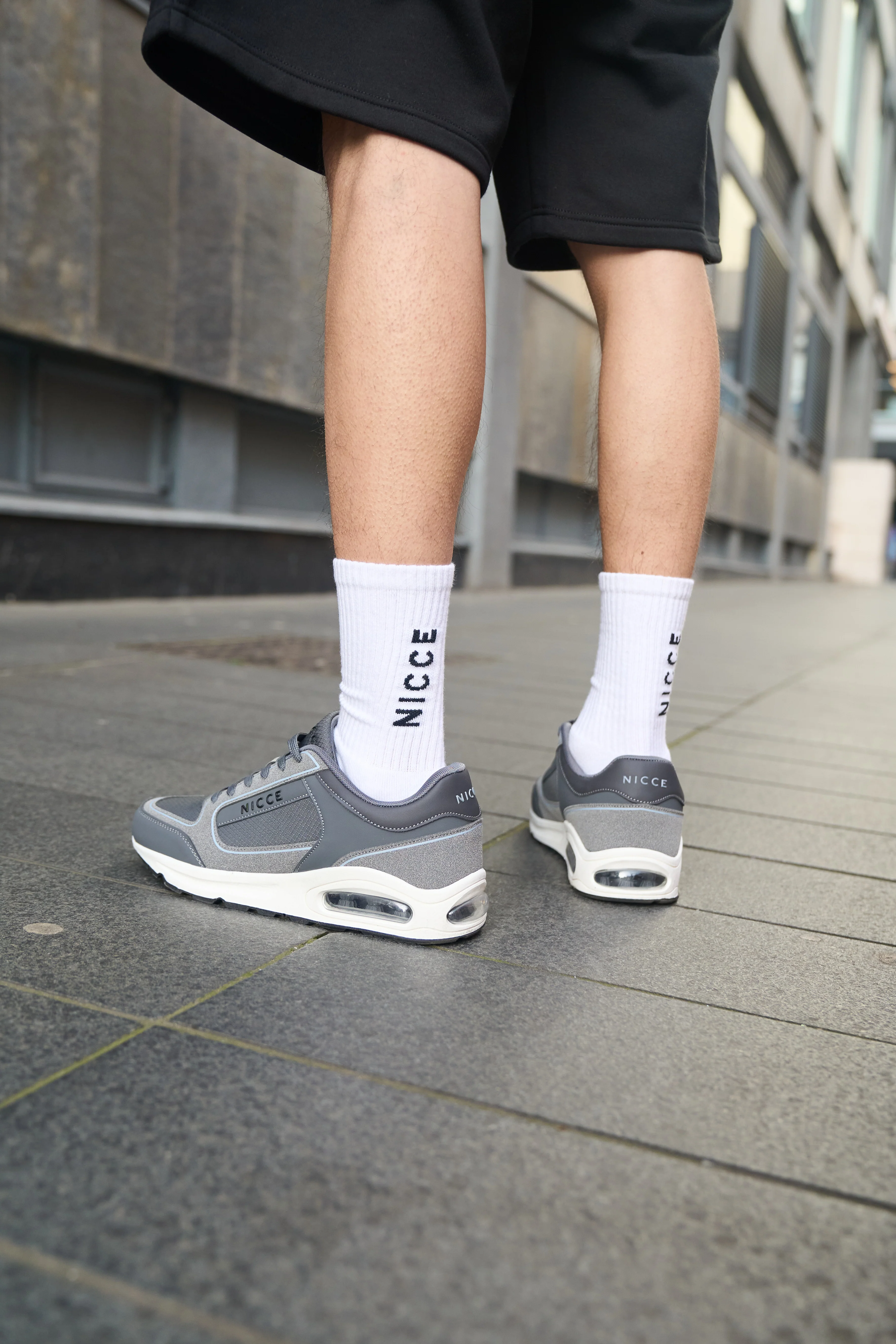 NICCE Mens Elossi Trainers | Coal - Image 4