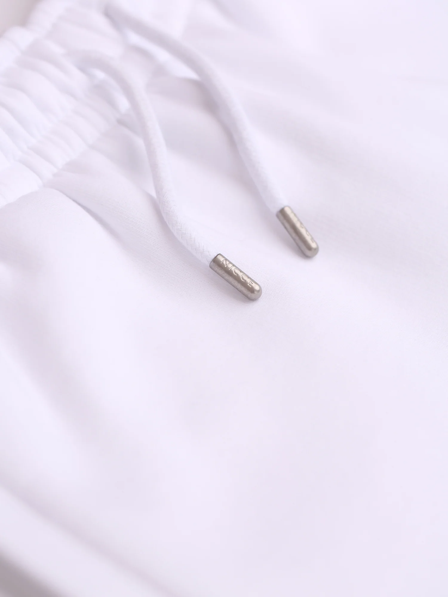 NICCE Mens Vista Shorts | White - Image 4